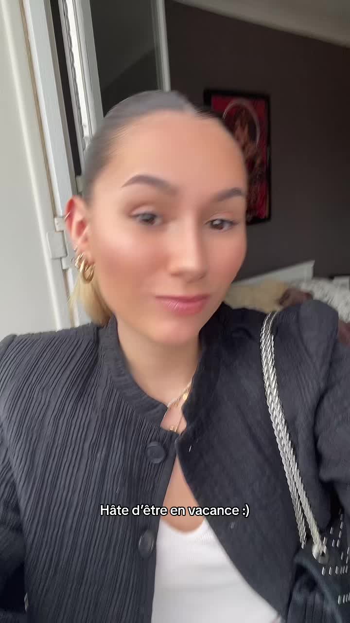 @Am&eacute;lie Janvier