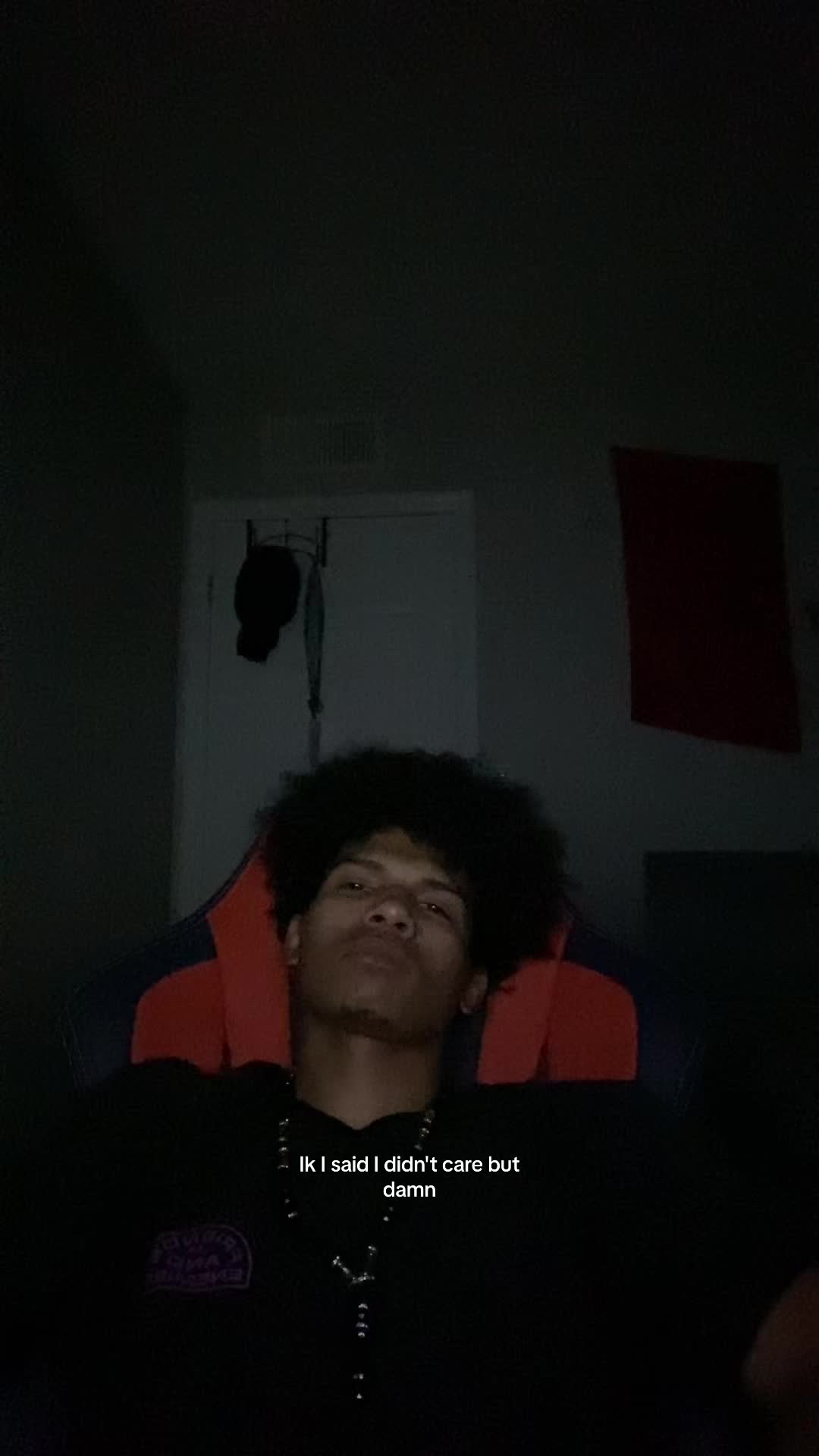 @👤