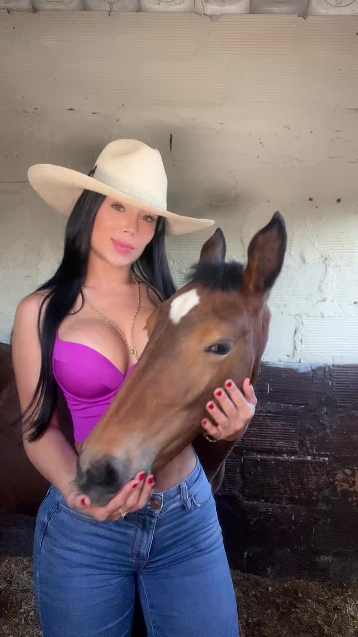 @Lopezeli_