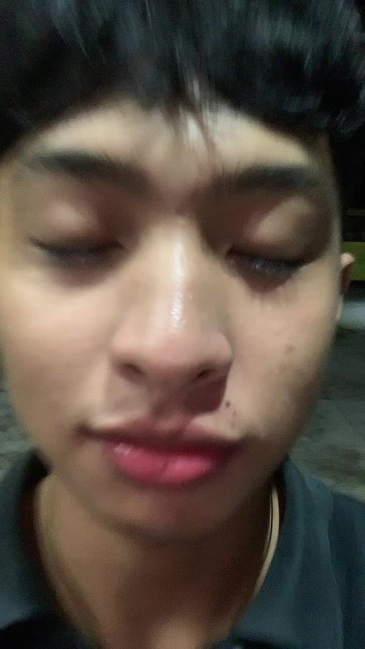 @<<3