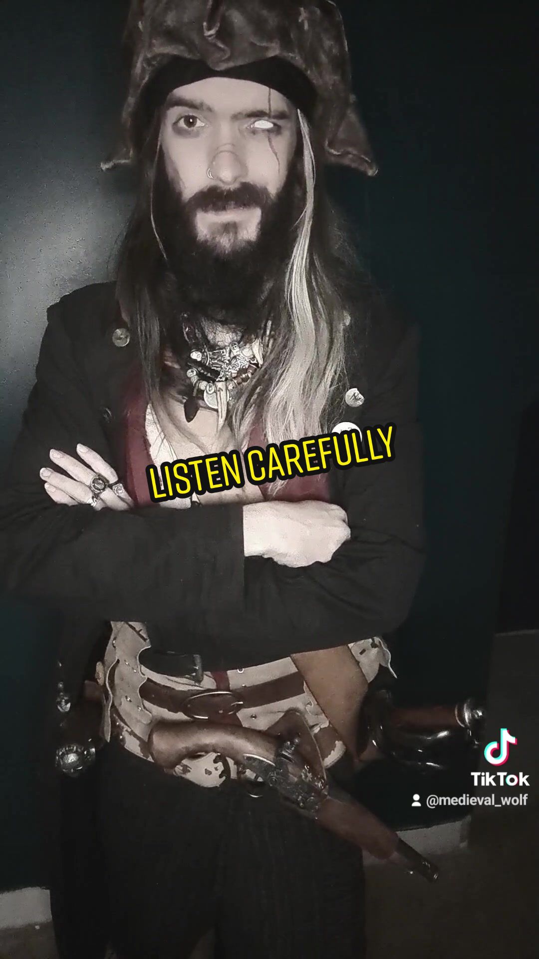 @Ulfhednar
