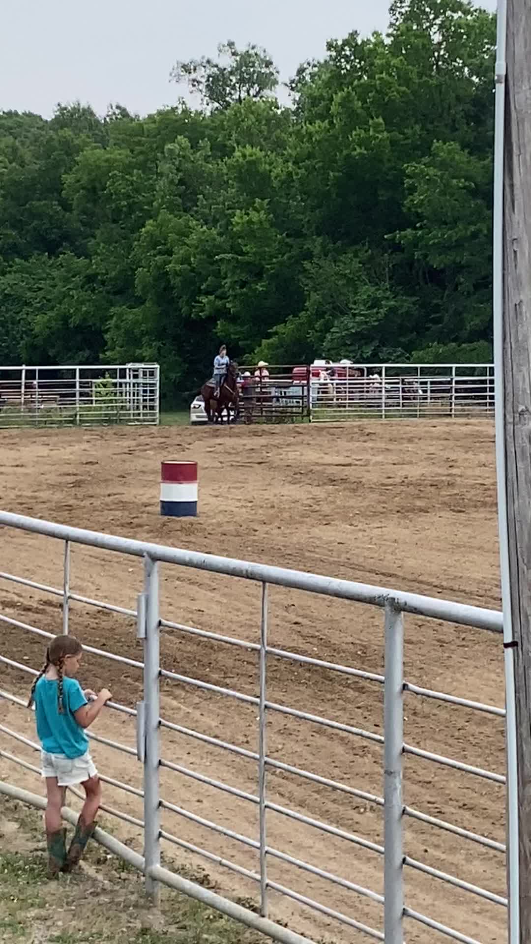 @Golden Horseshoe Equestrian