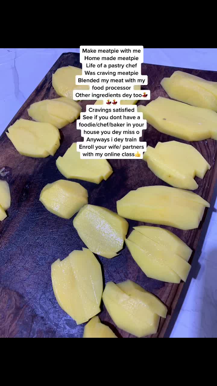 @mbs_cakes_pastries