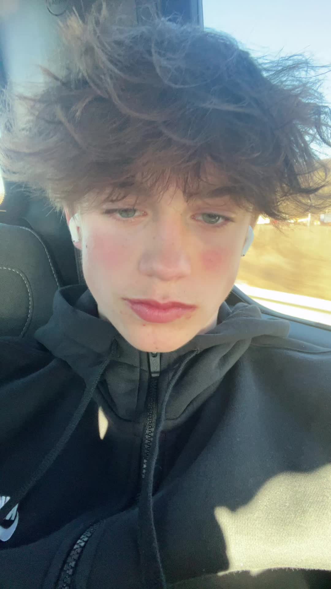 @nicco