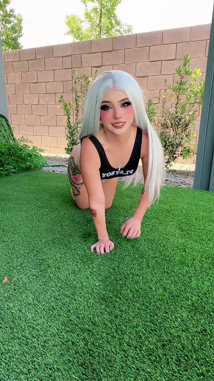 @Ella Graves 🥀