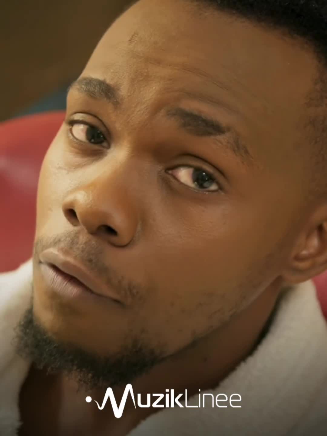 @Muziklinee