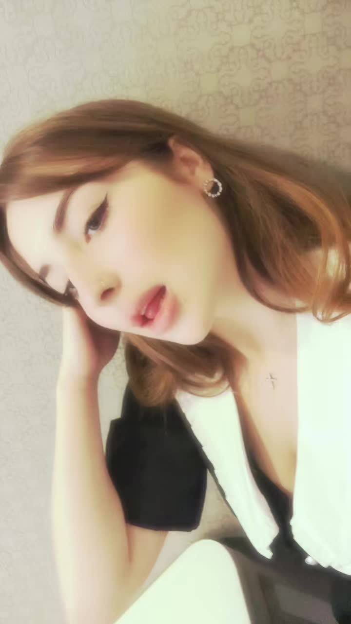 @Юля🐜