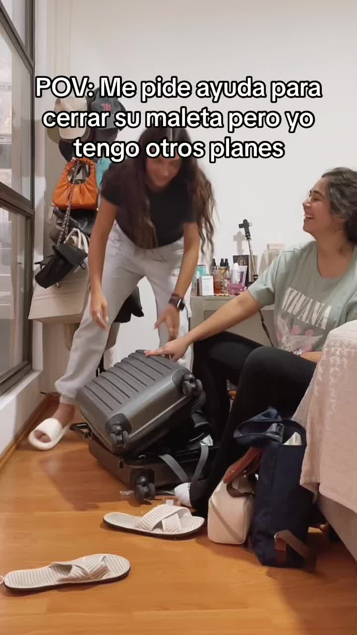 @Luciallamasmartinez