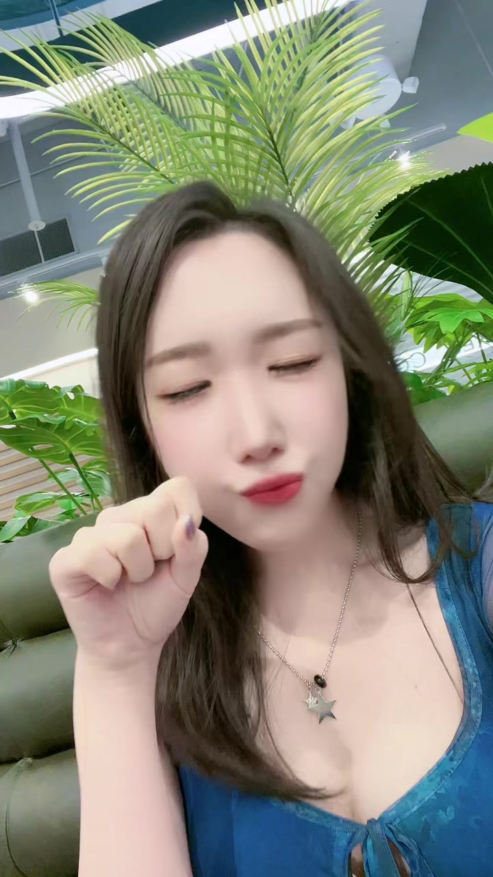 @👩🏻&zwj;🍳바라 BARA🌹