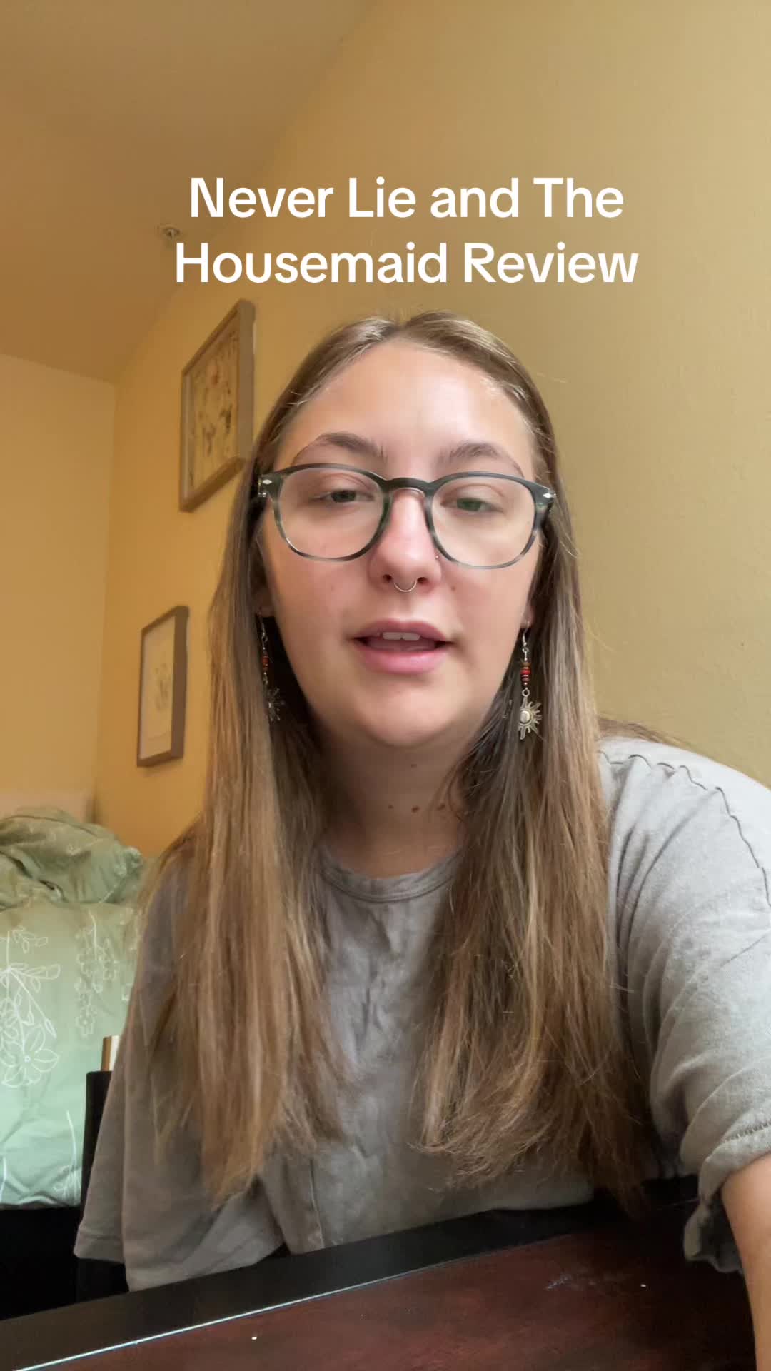 @Sarah 🖤📚