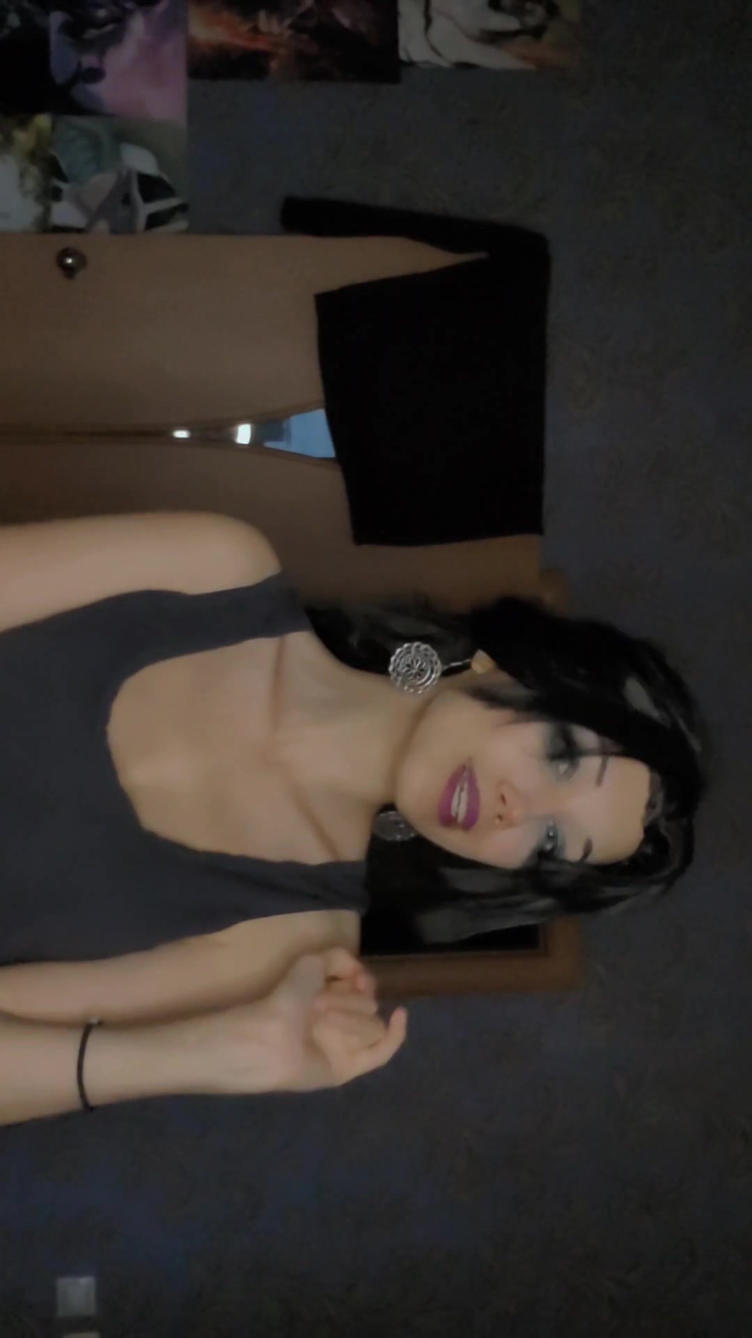 @Ула