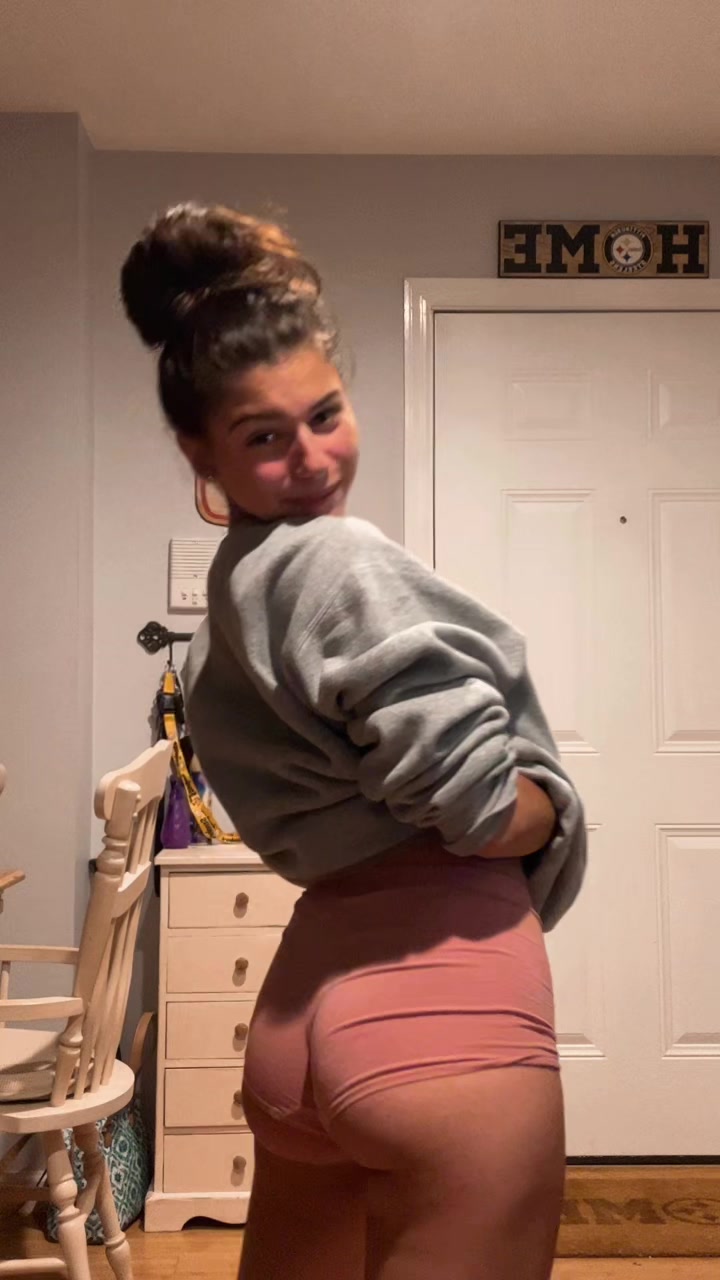 @carlie