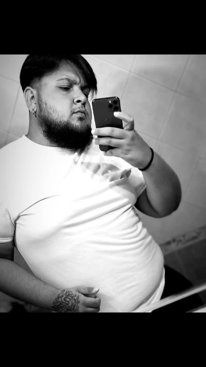 @$aro98🖤🦍