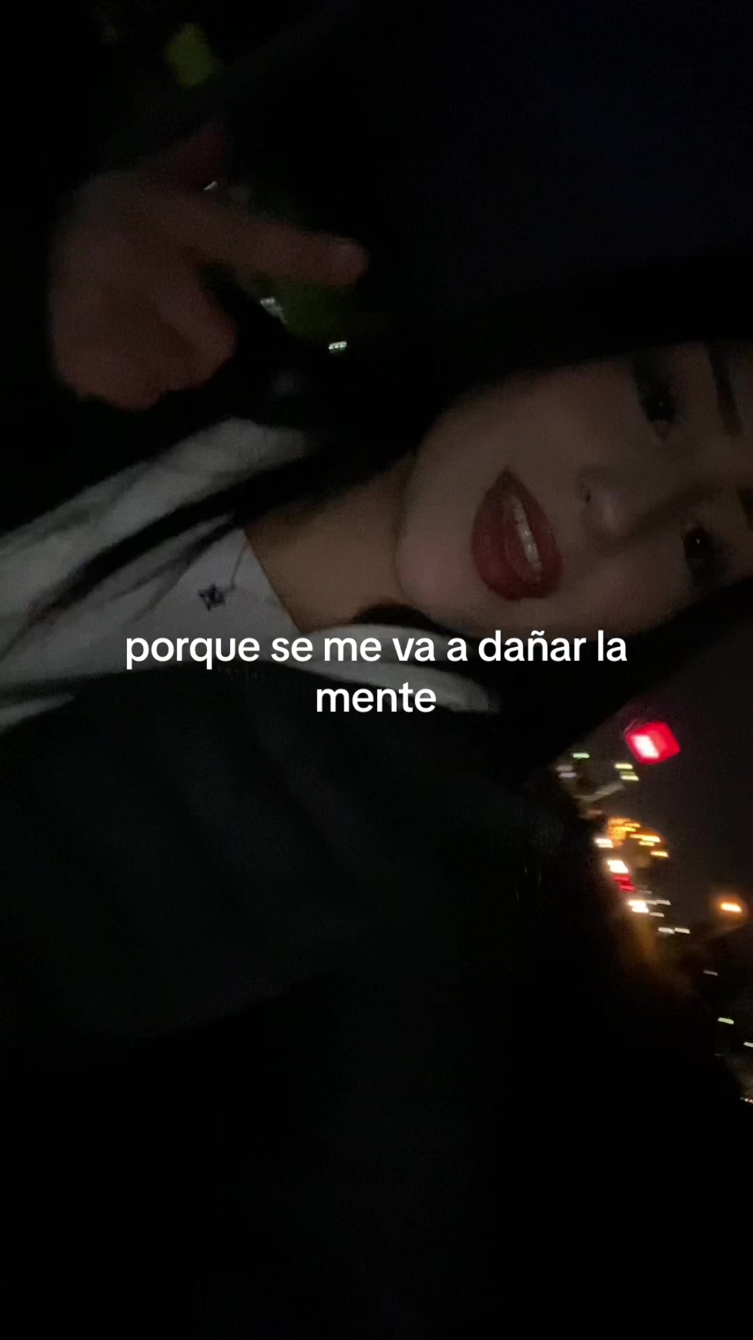 @efeelesitaa