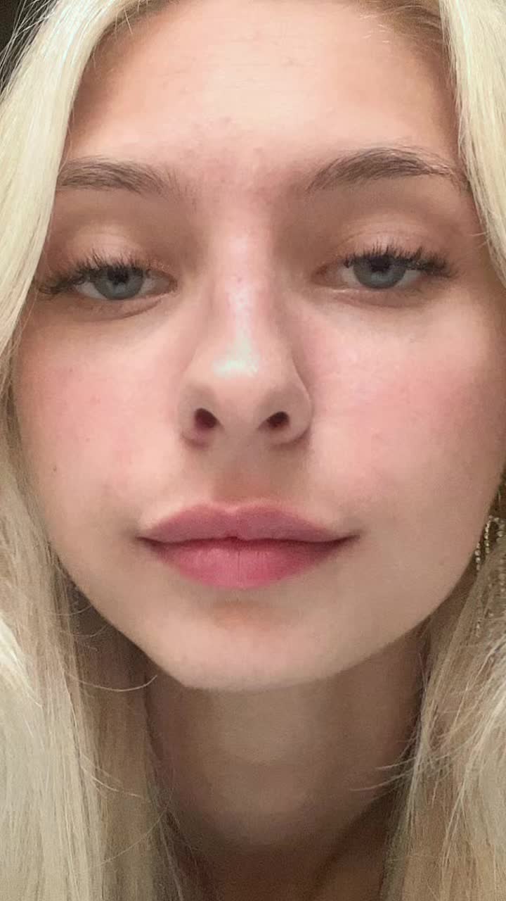 @Лера