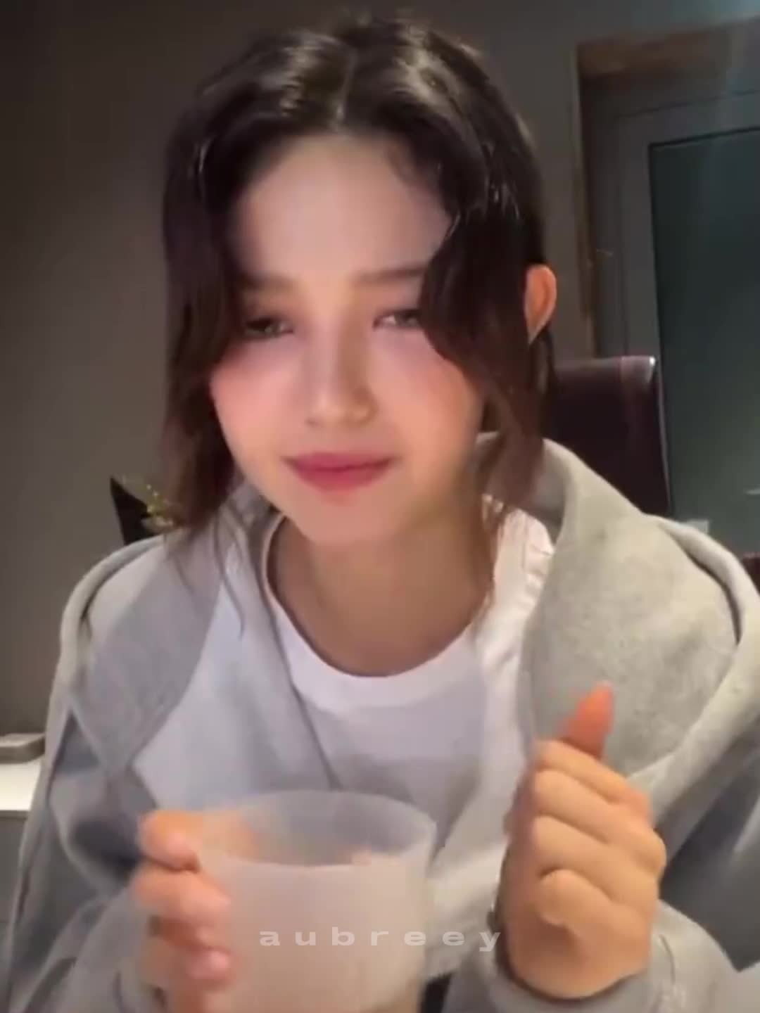 @a.ubreey