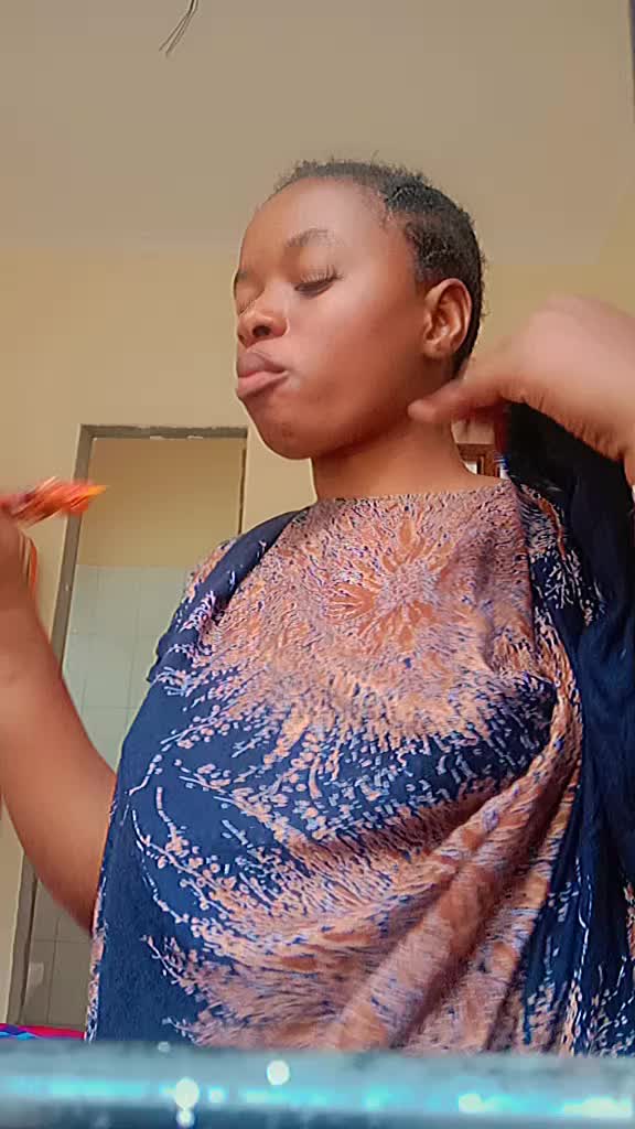 @momyyor
