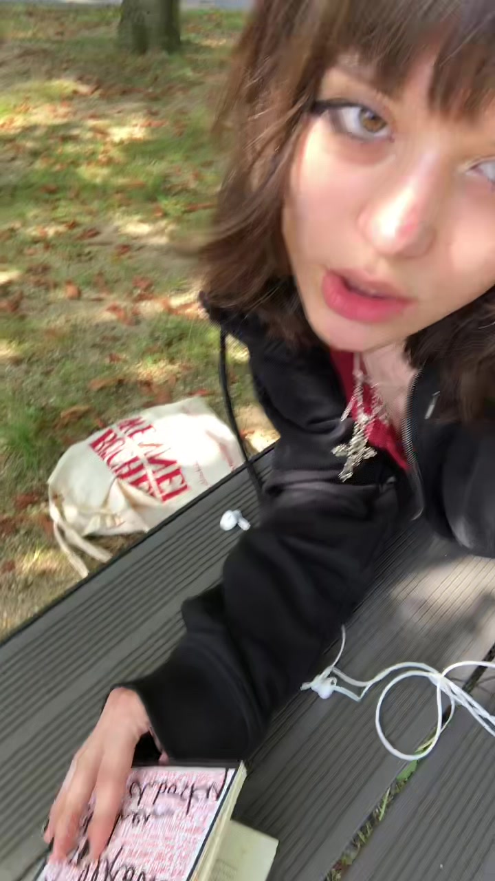 @🐇