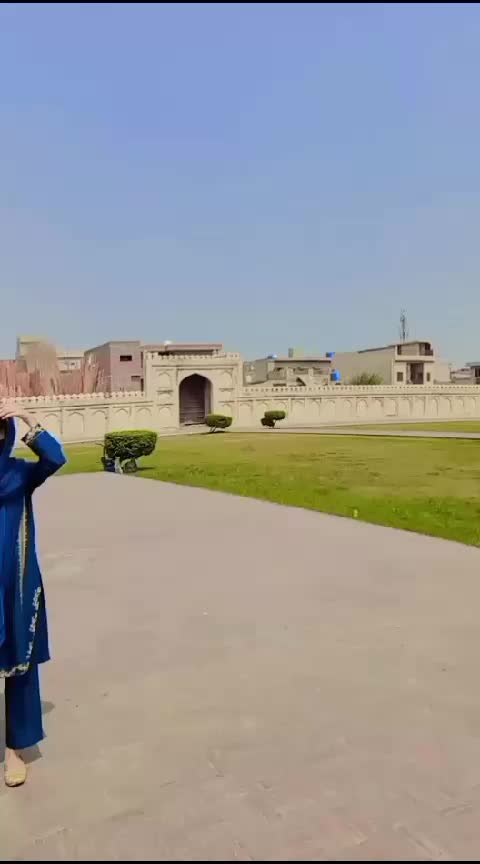 @Sunaina