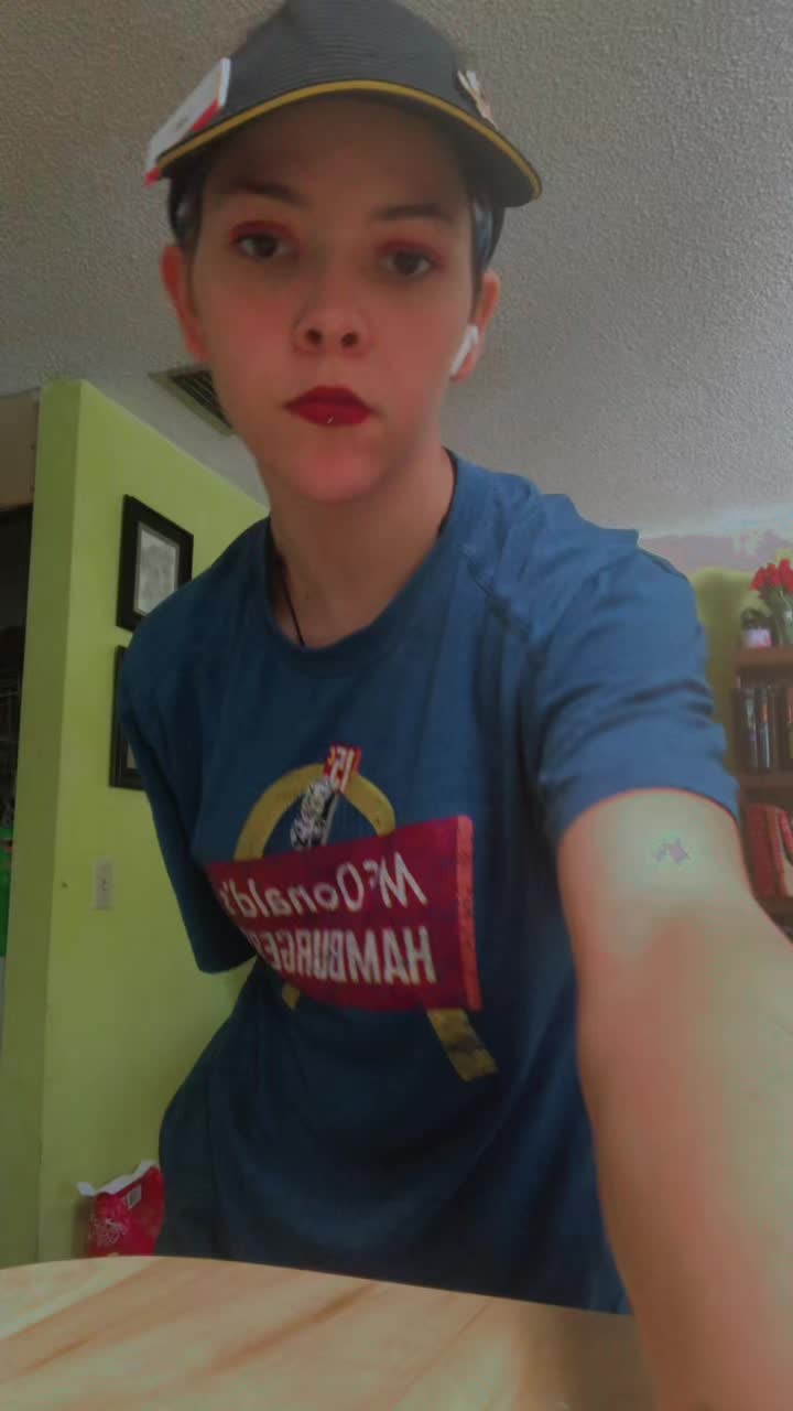@leahwashere12321