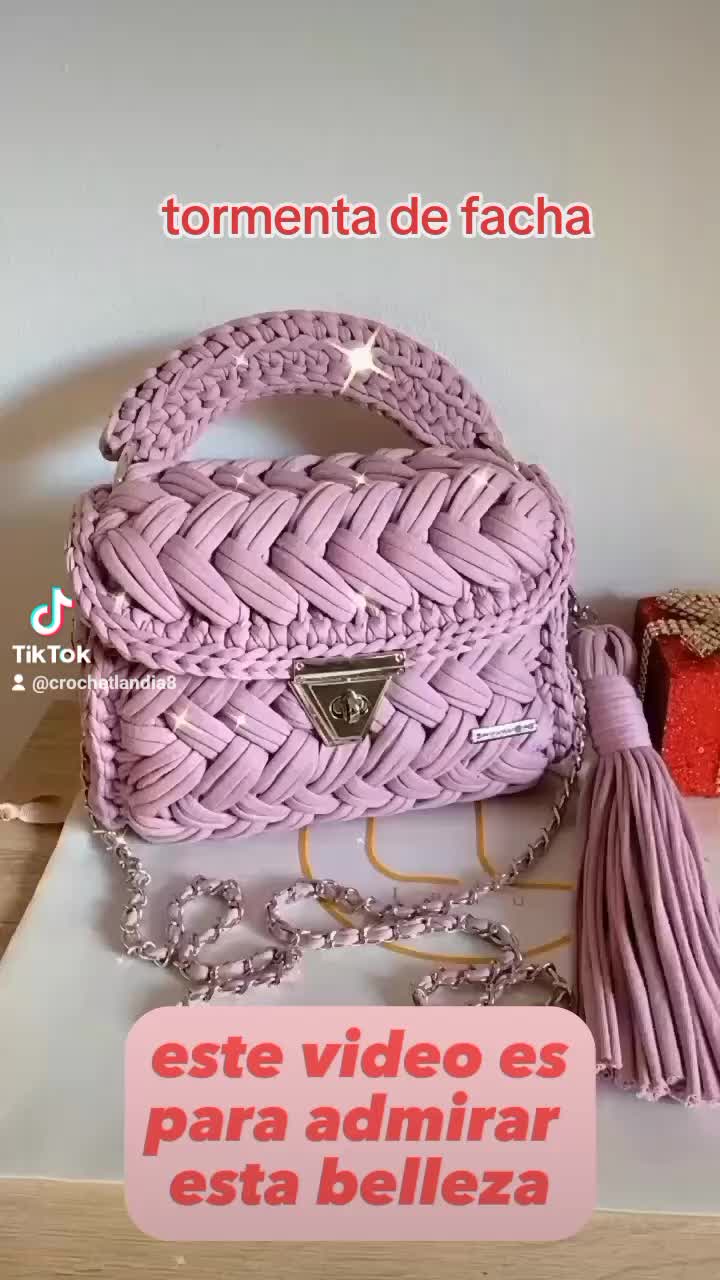 @Crochetlandia