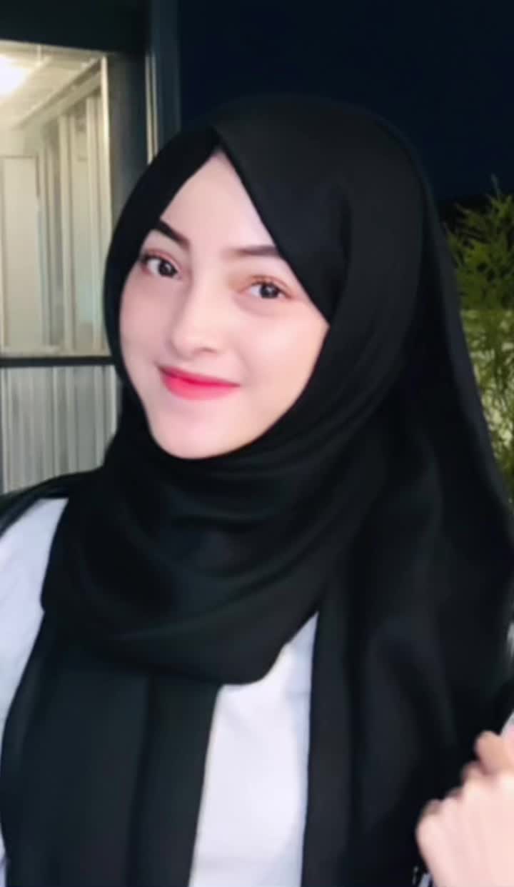@intanmlna