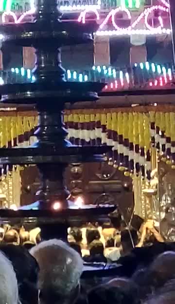 @എല്ലാവരോടും  സ്നേഹം മാത്രം