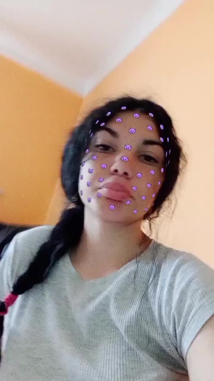 @Daniela🎭