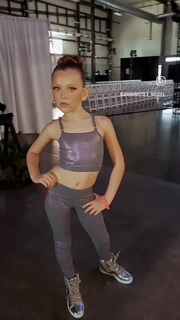 @AnnaNicole