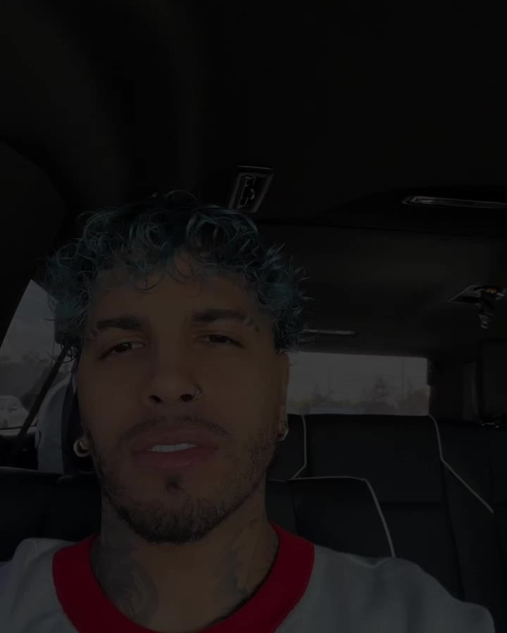 @𝓐𝓷𝓰𝓮𝓵𝓮𝓼🍭