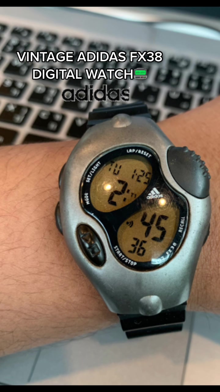 @Y2K WATCH