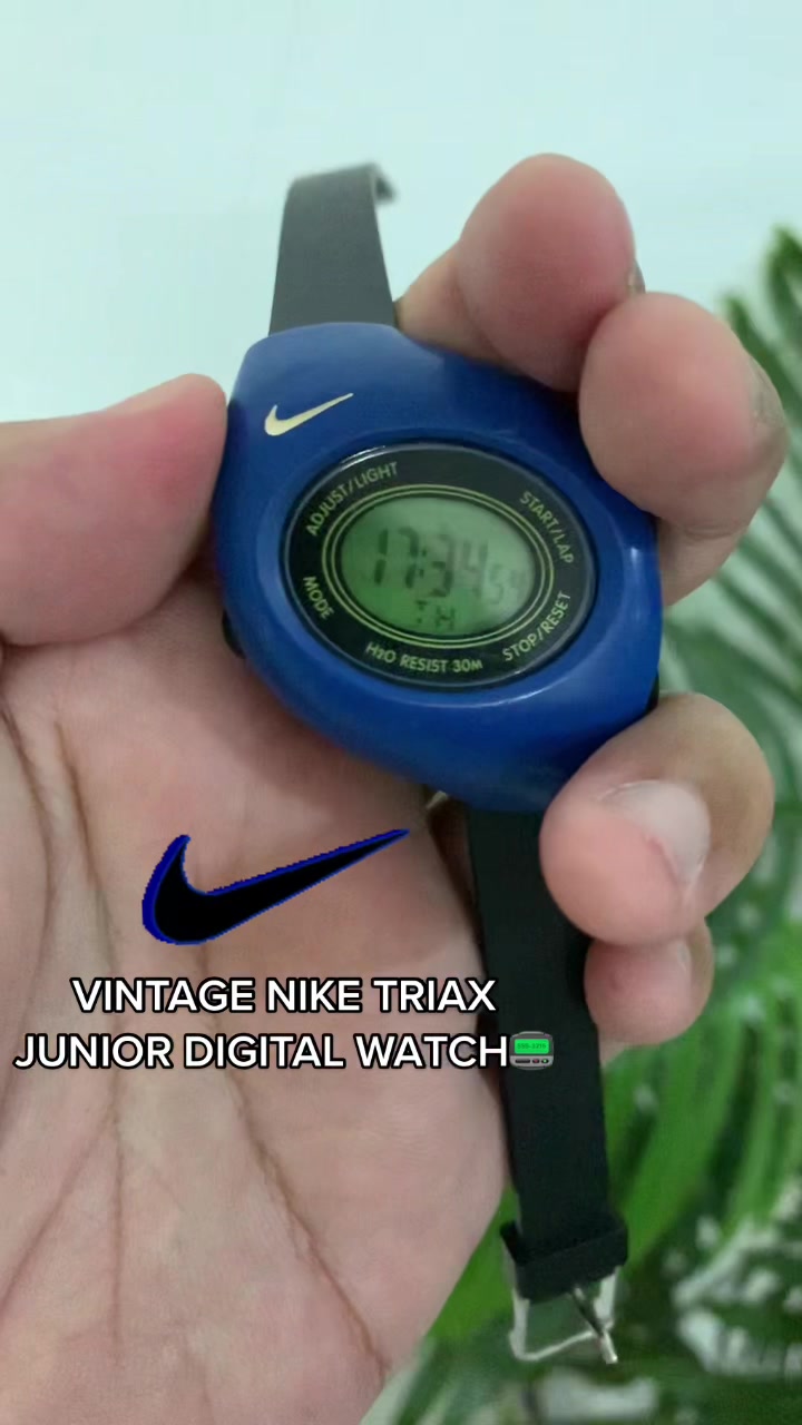 @Y2K WATCH