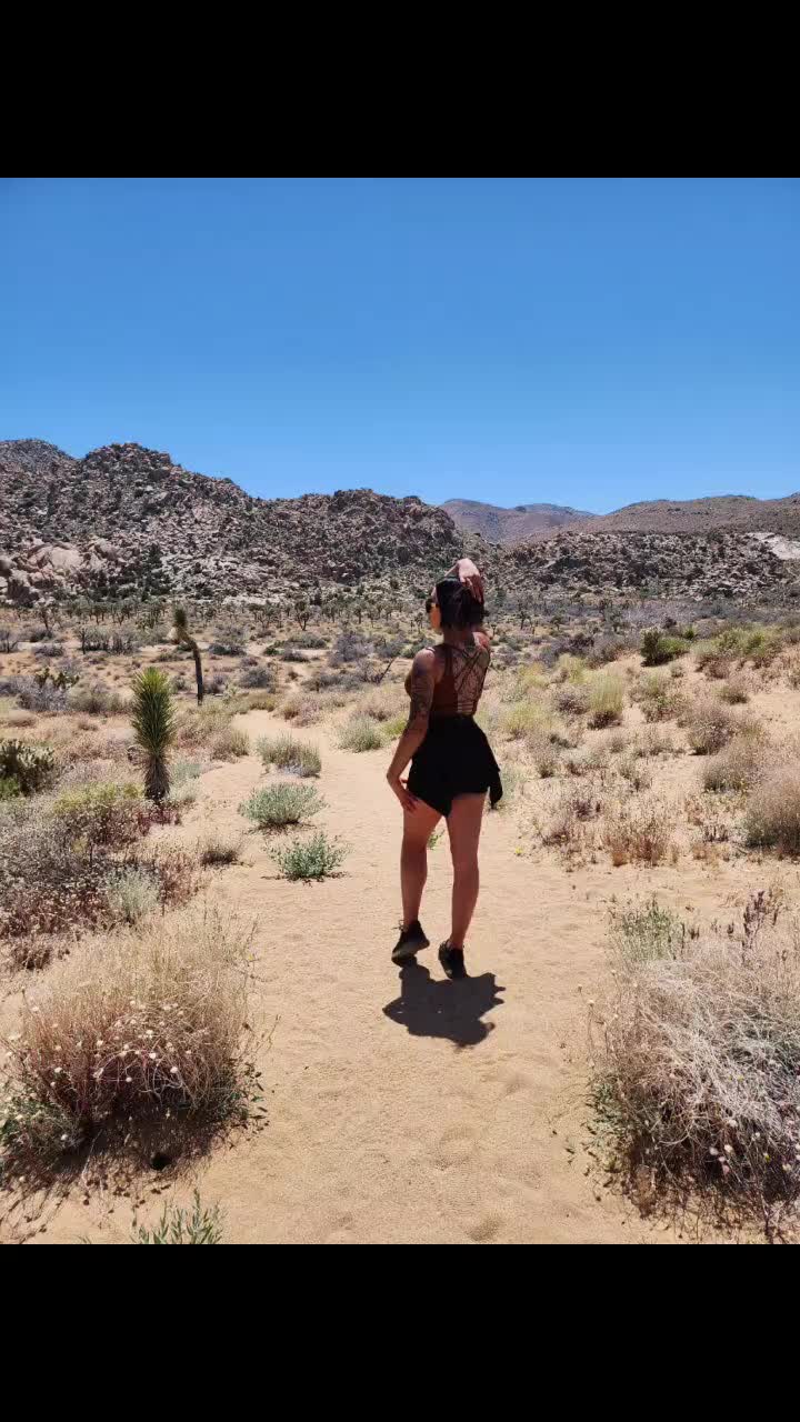 @SoberBabeLA