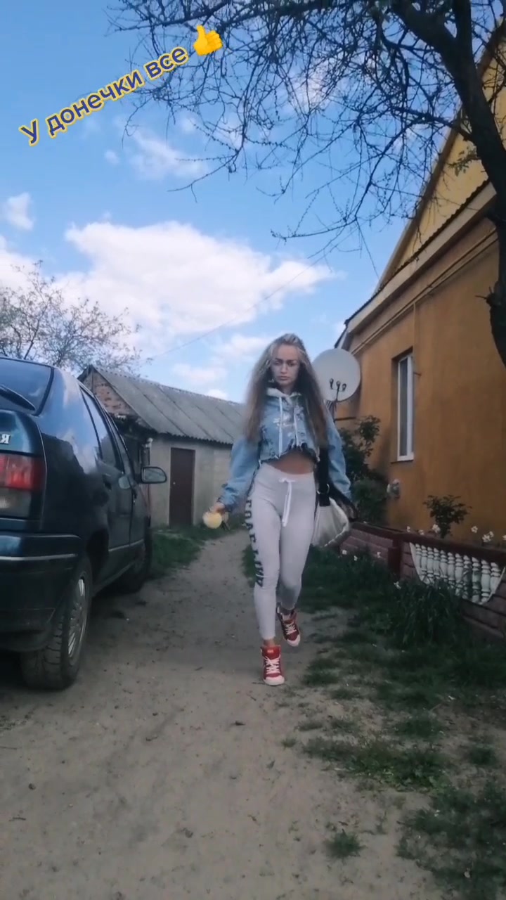 @Оленка _зміючка