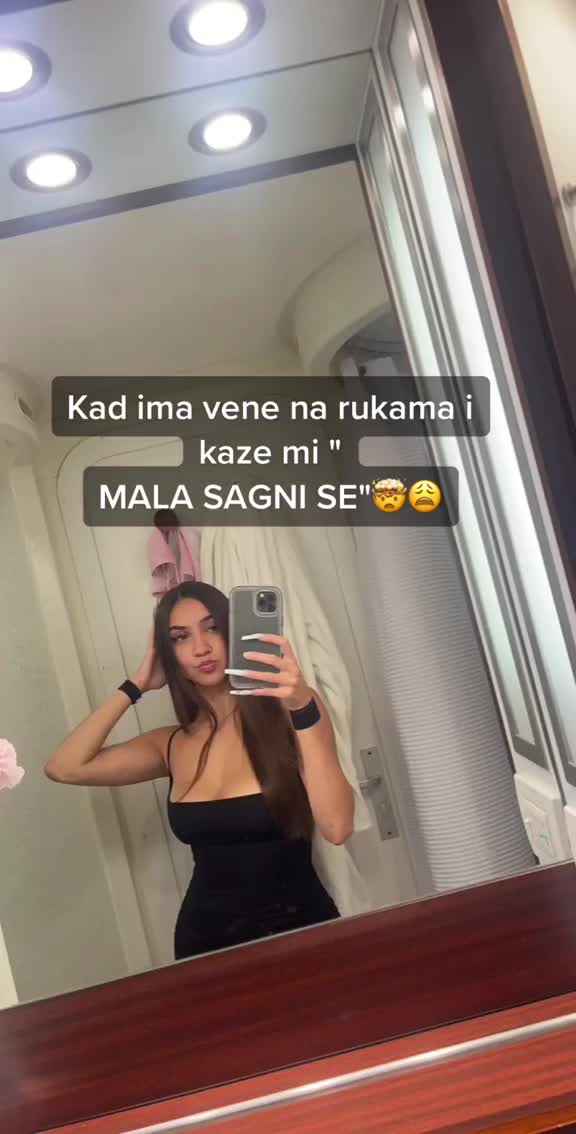 @mia_tesic