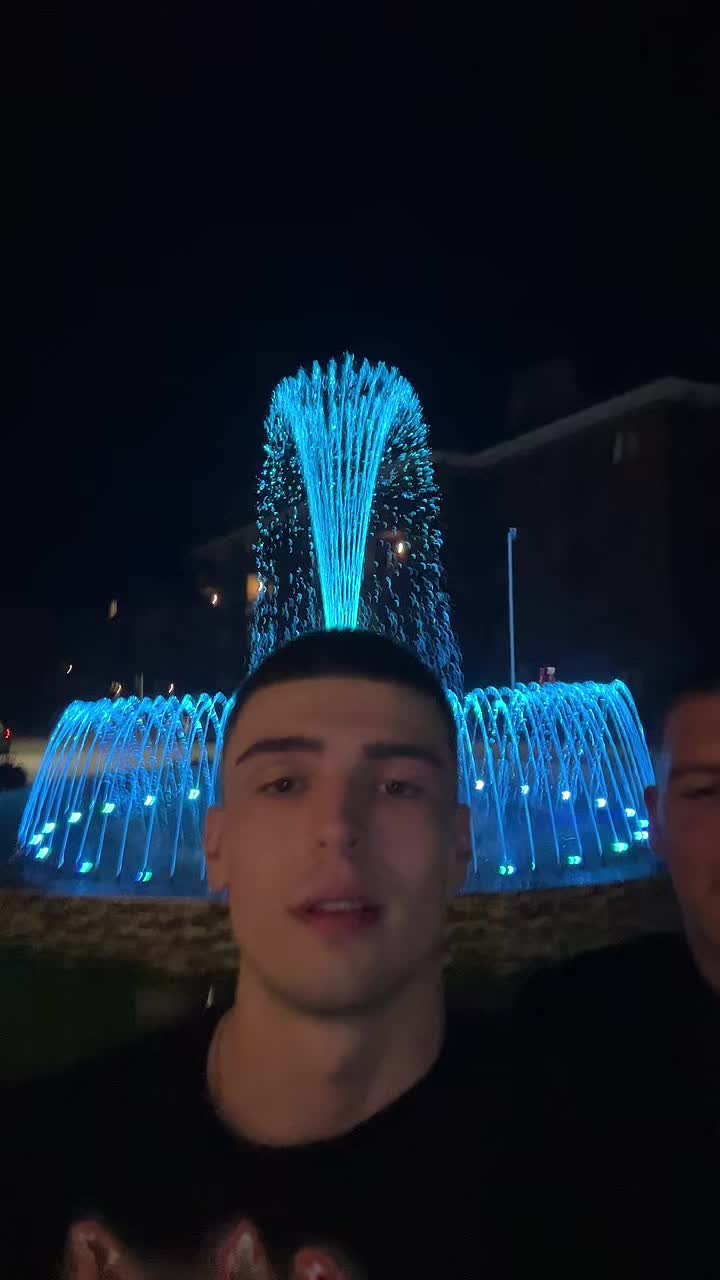 @Leviidesni