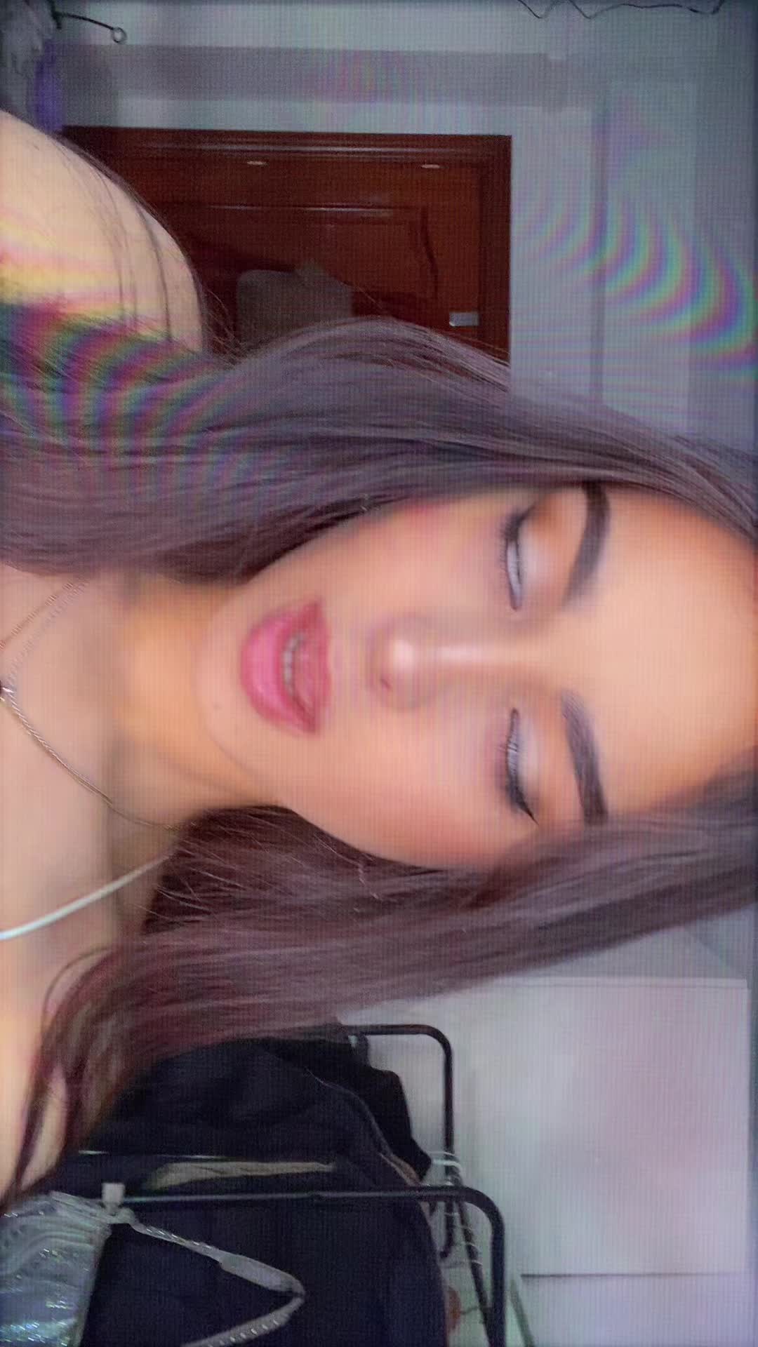 @Carlota