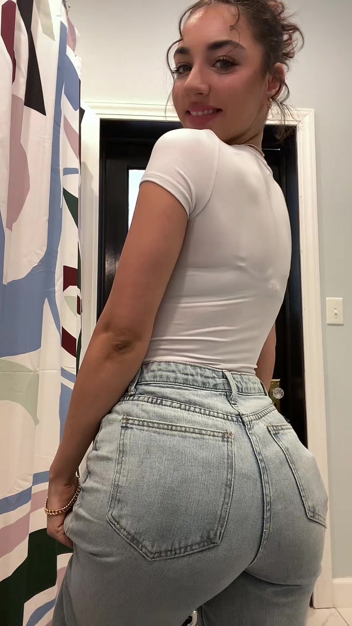 @julieccia