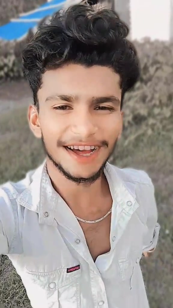 @Roshanrock010🤘😡