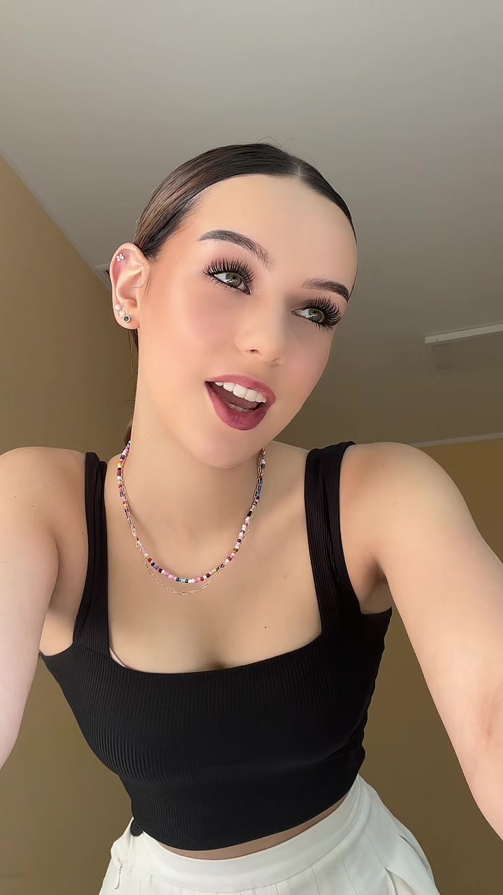 @lilianaklusa