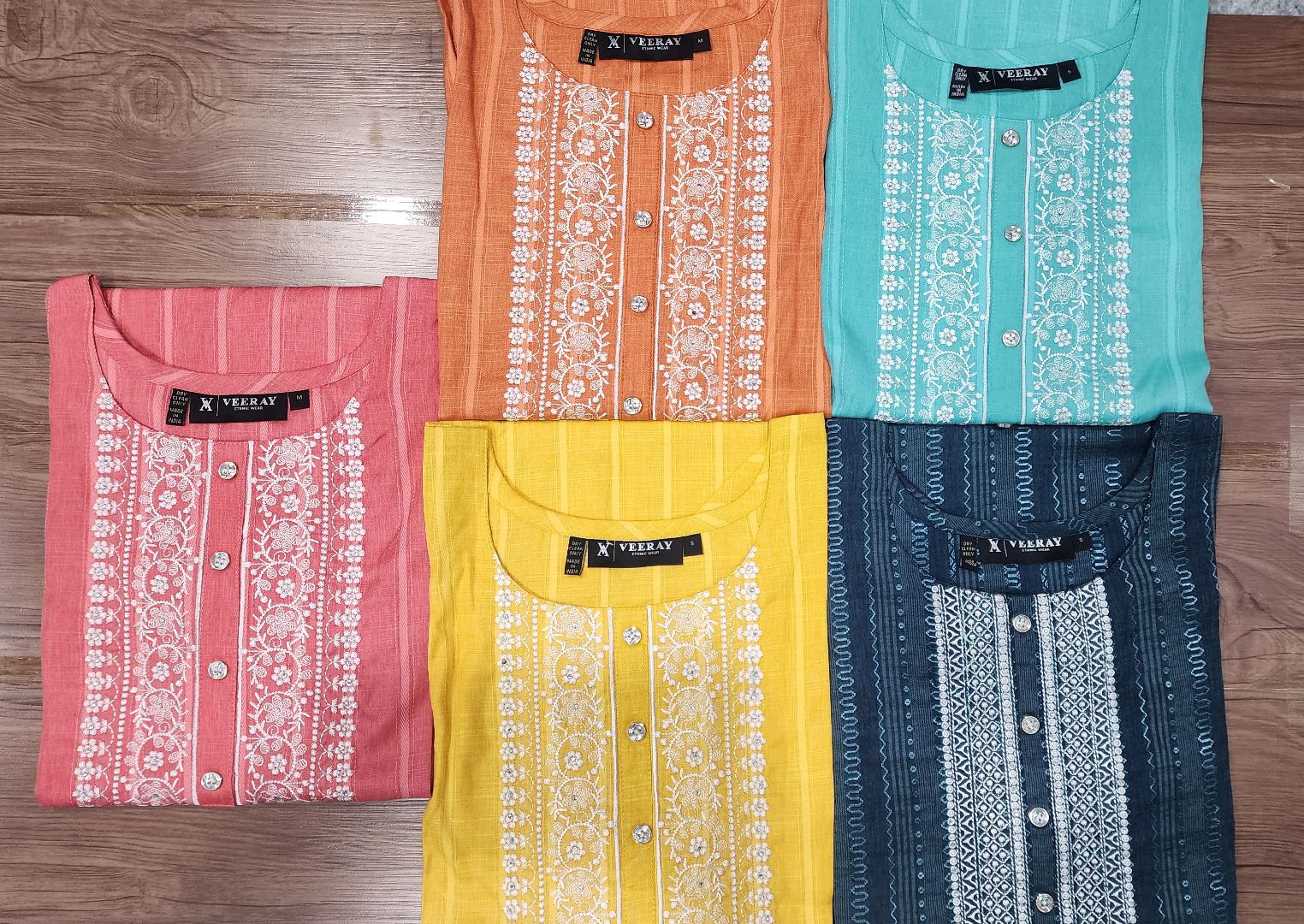 @Nila Silks & Cotton