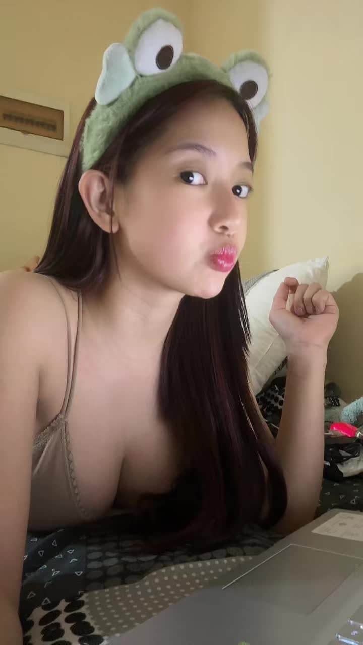 @Claire Ramos