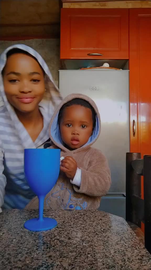 @Lungile 🥺👣