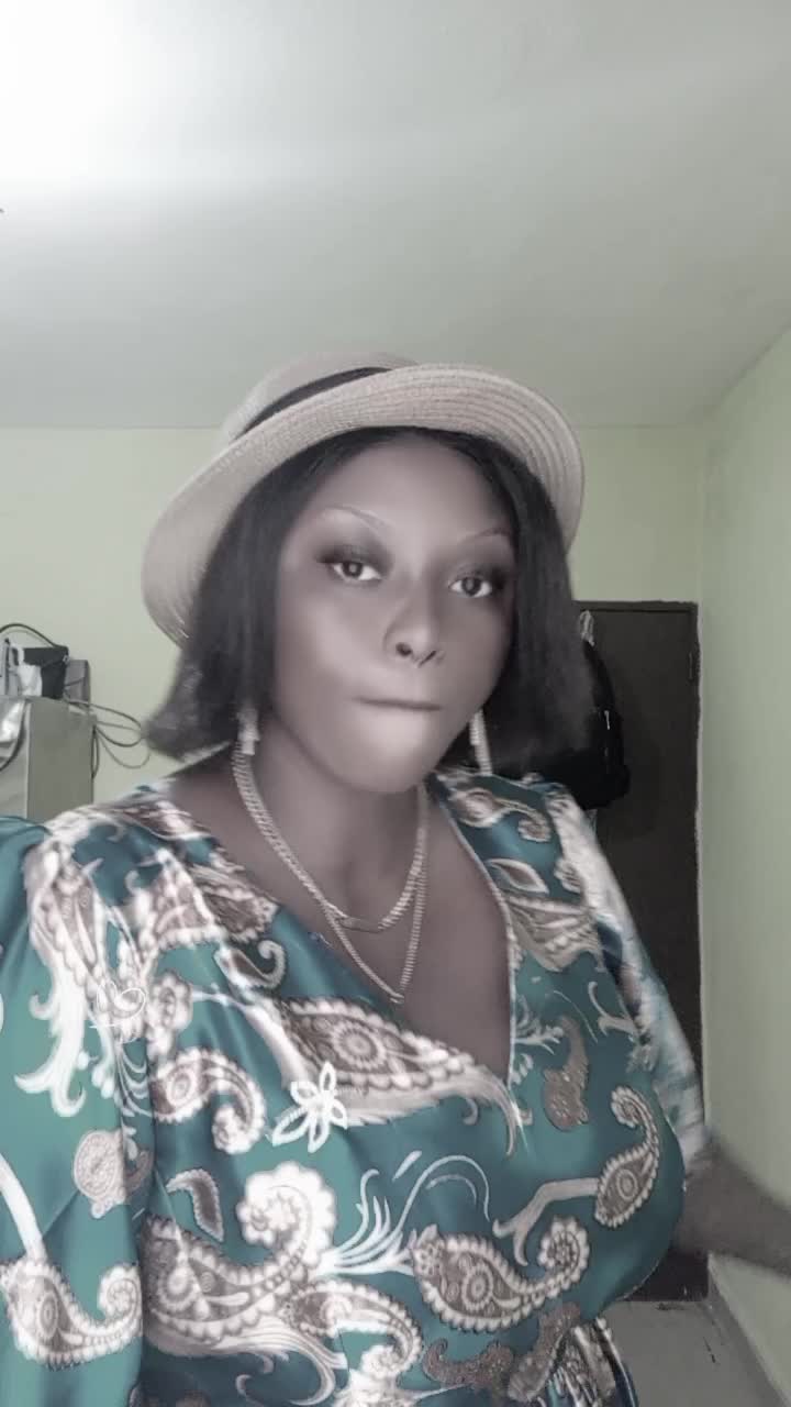 @Bijou Mikolo