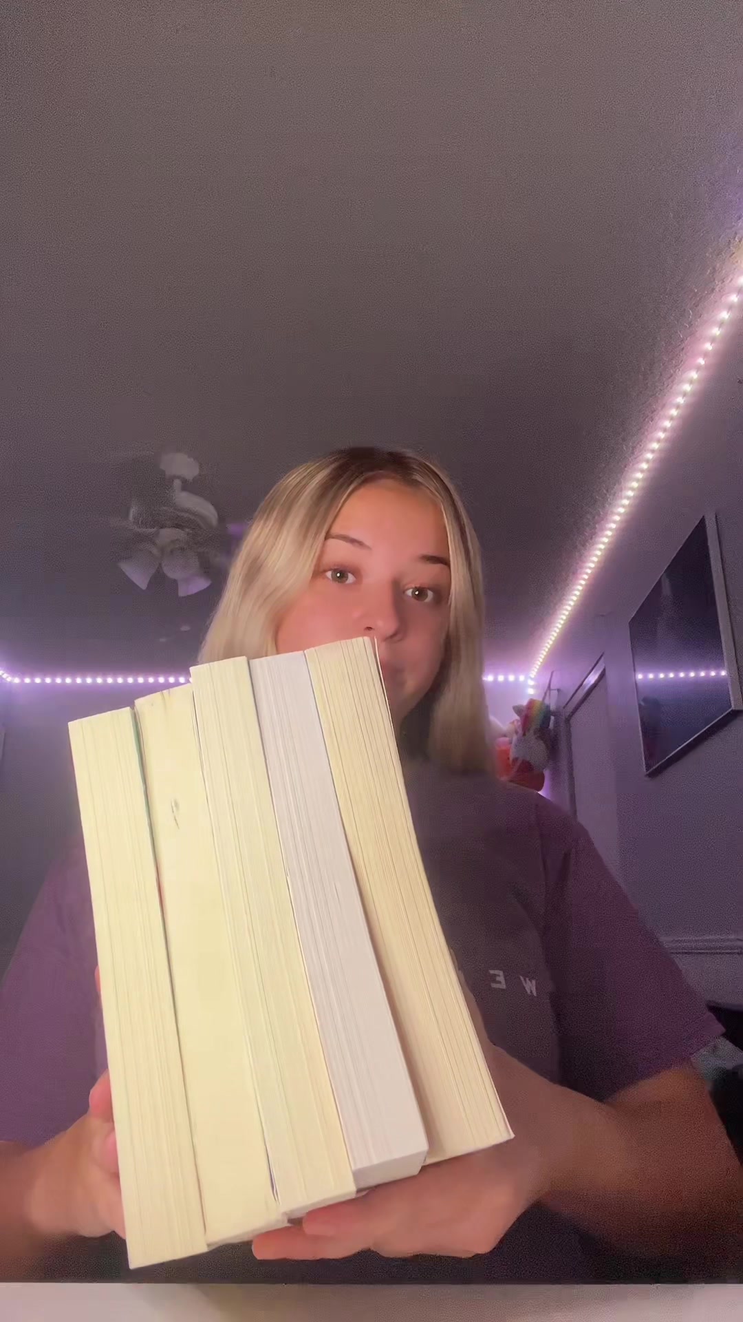 @Sara📚