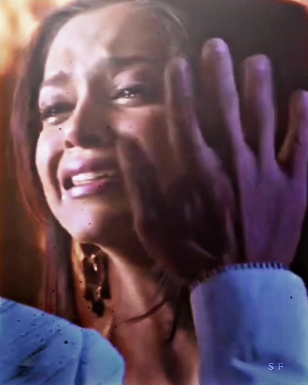 @<3