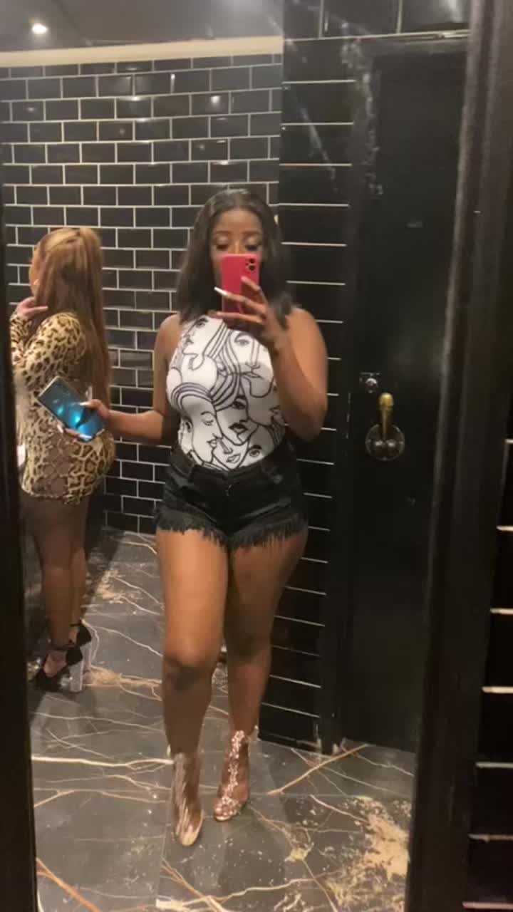 @Clarabella_🙂&zwj;↕️
