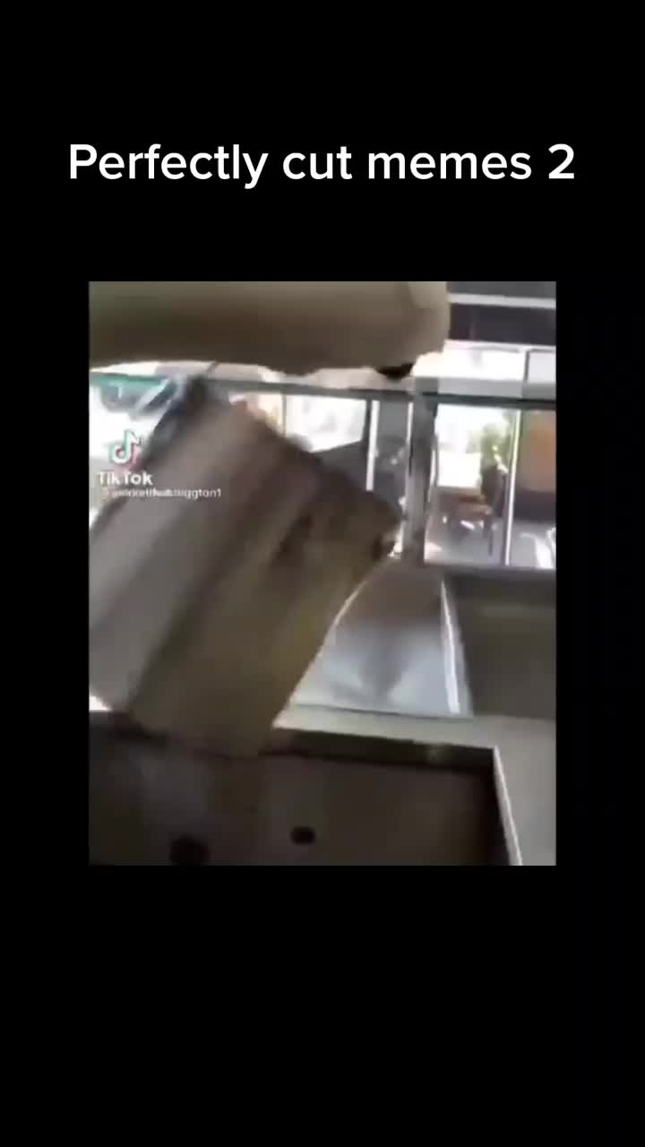@MemeCutsHub
