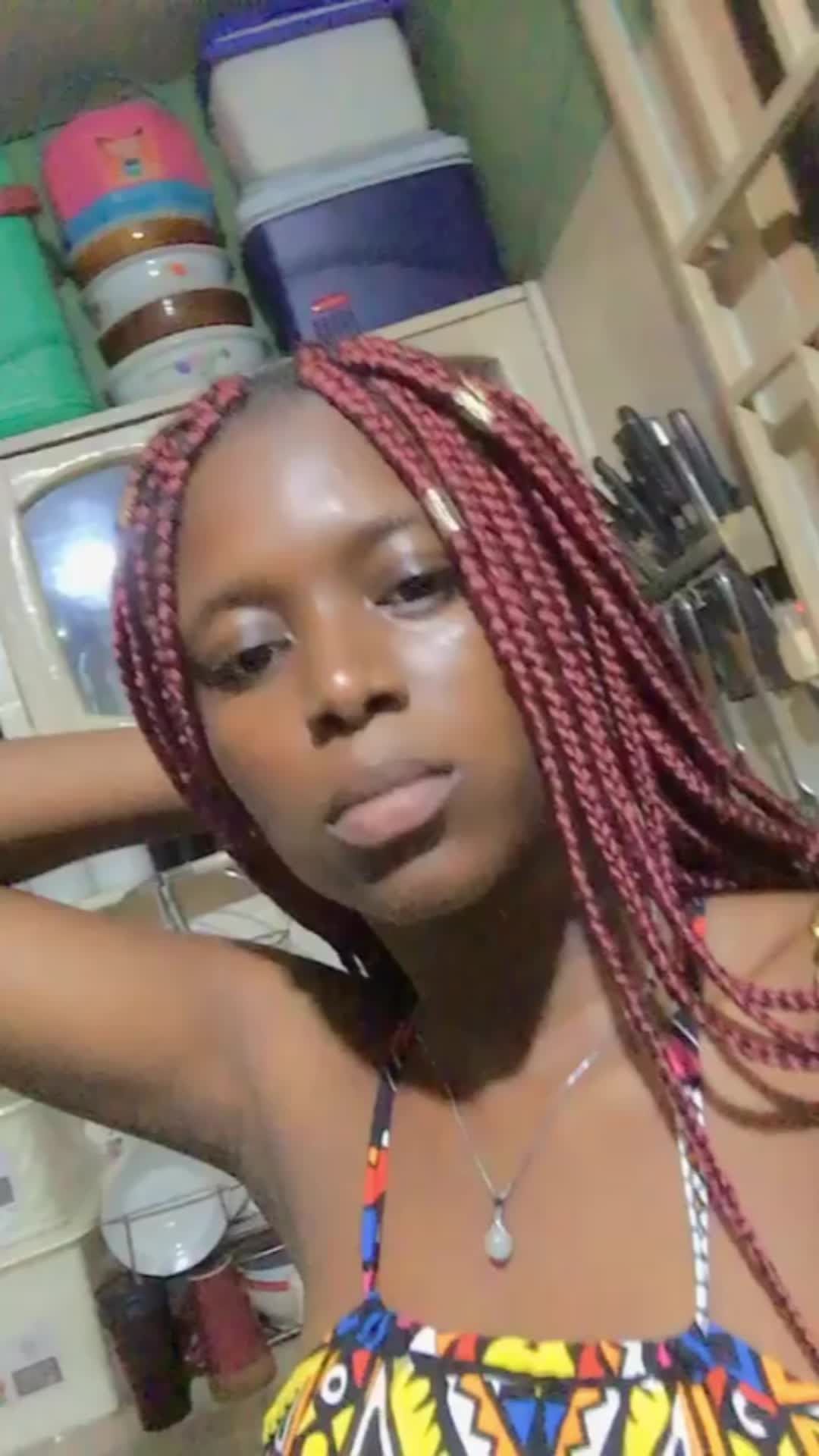 @Amira 🥰🦋💓