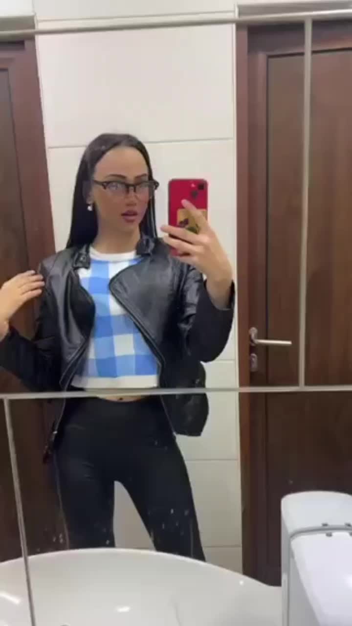 @🦋𝐍𝐈𝐊𝐎𝐋𝐄𝐓𝐀🦋